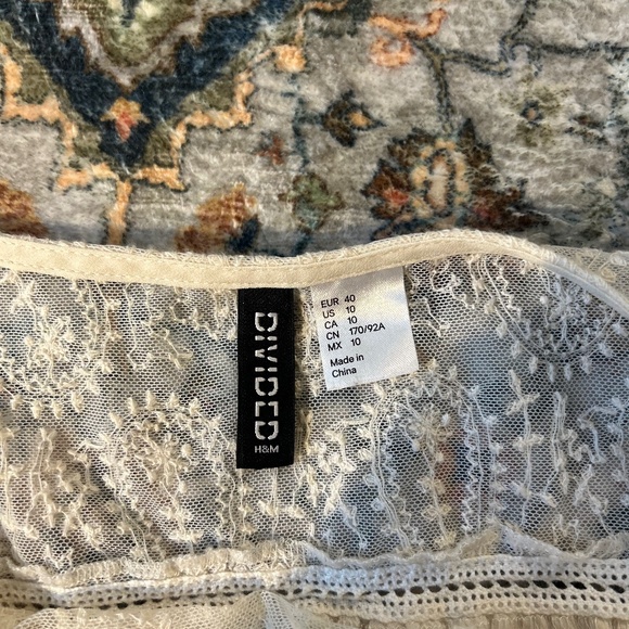 Divided H&M peasant blouse - Picture 4 of 4